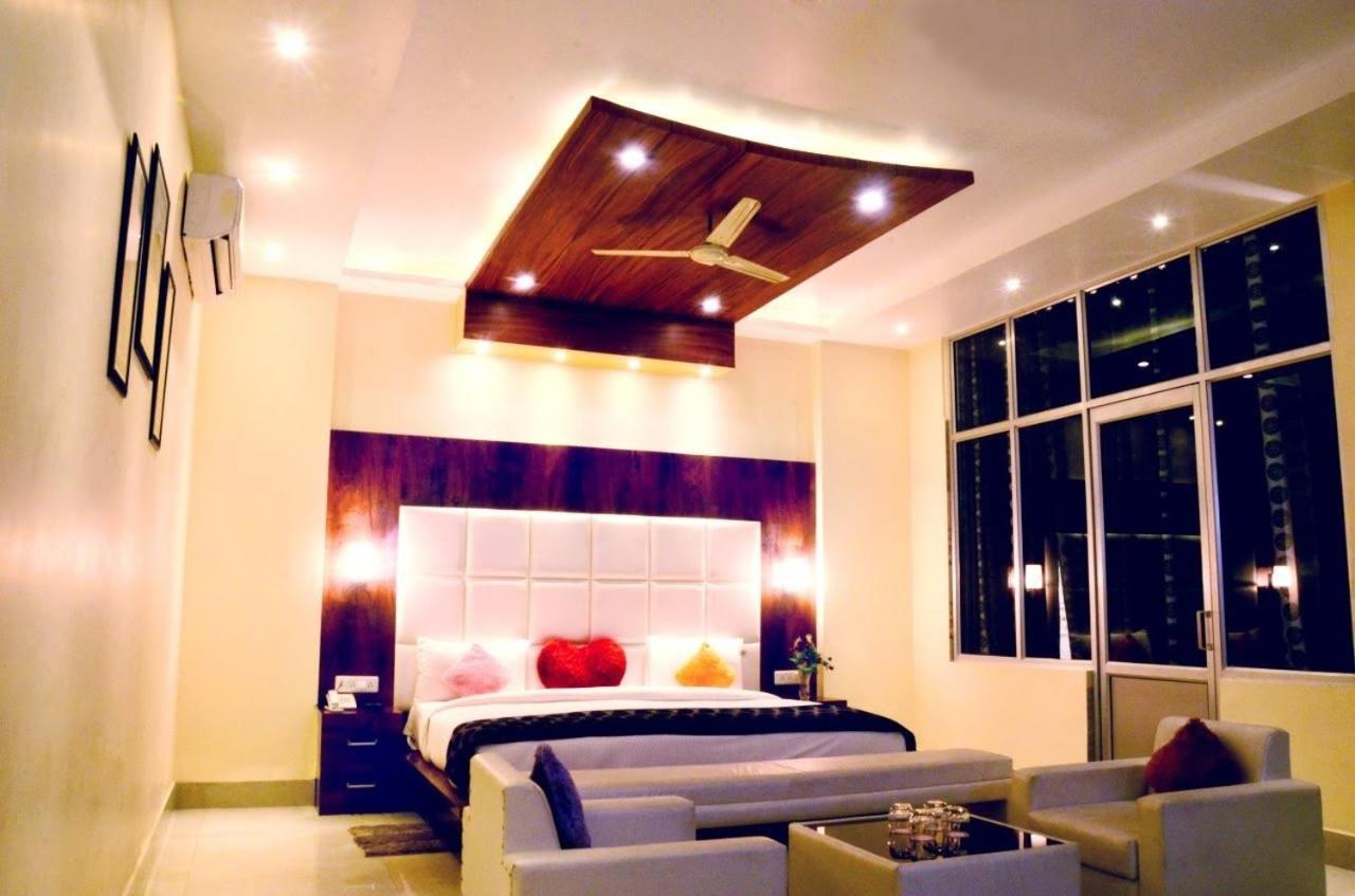 Taraji Resort Ayodhya Extérieur photo