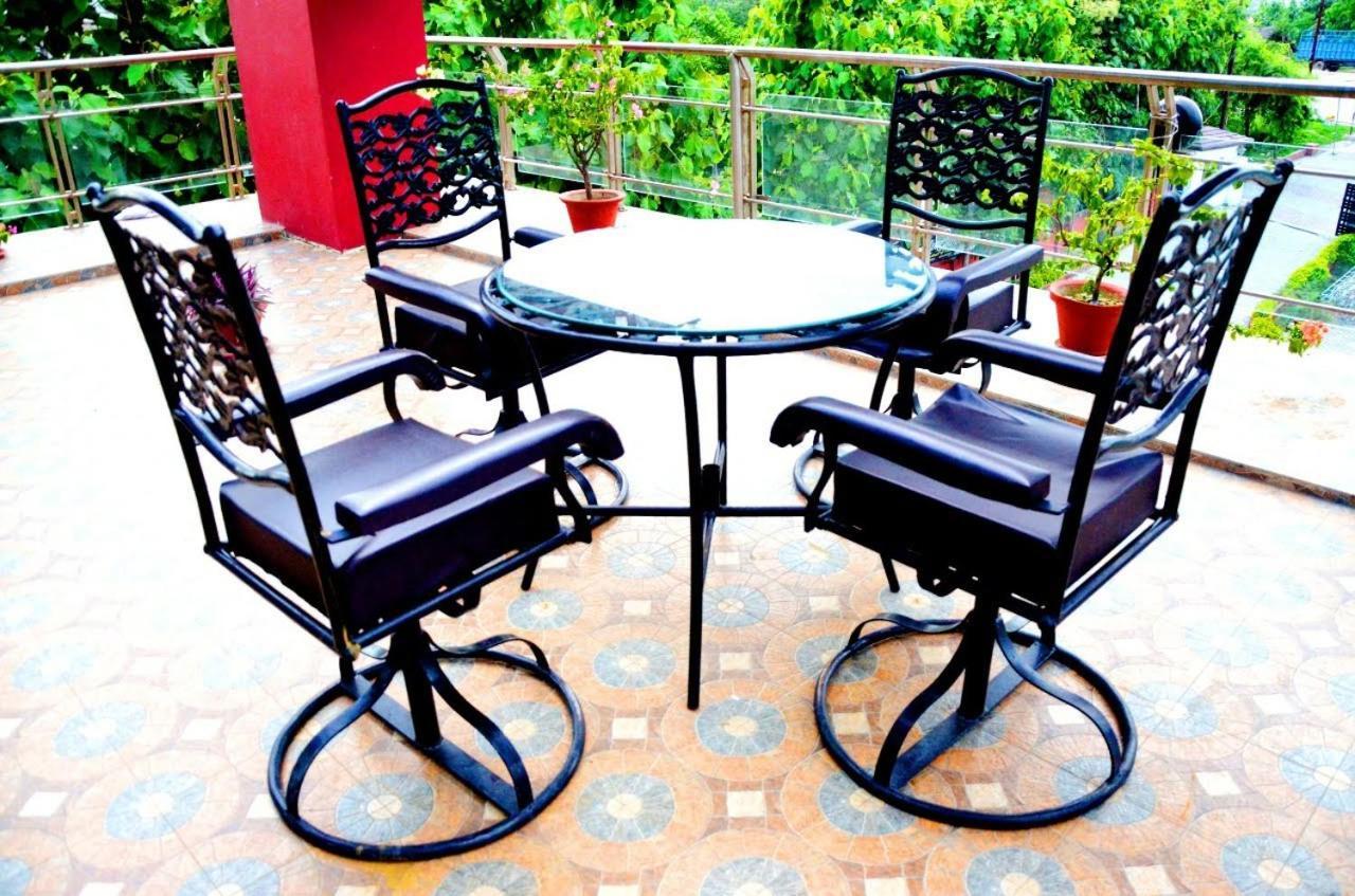 Taraji Resort Ayodhya Extérieur photo