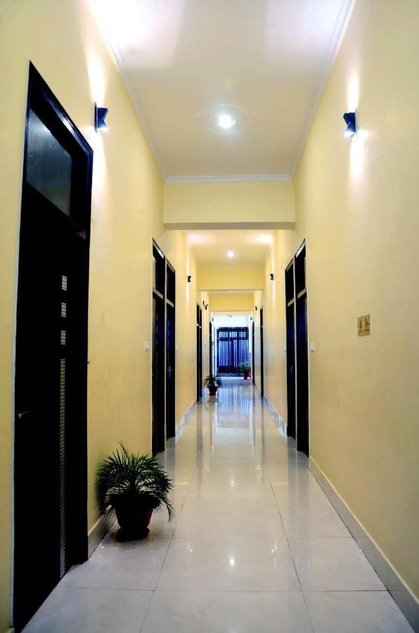 Taraji Resort Ayodhya Extérieur photo