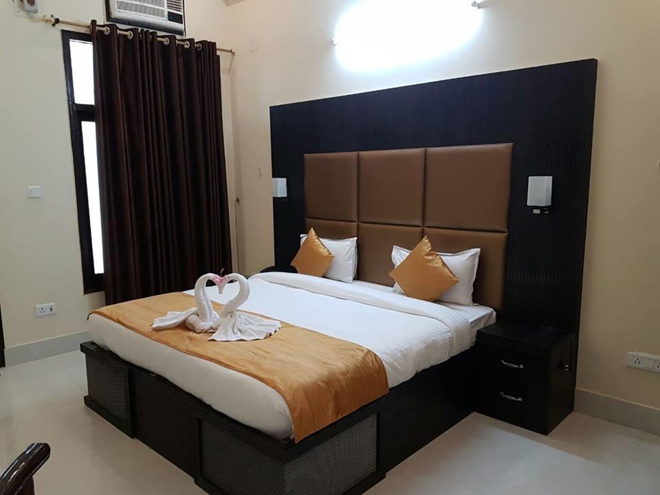 Taraji Resort Ayodhya Extérieur photo