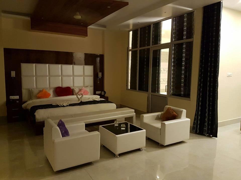 Taraji Resort Ayodhya Extérieur photo